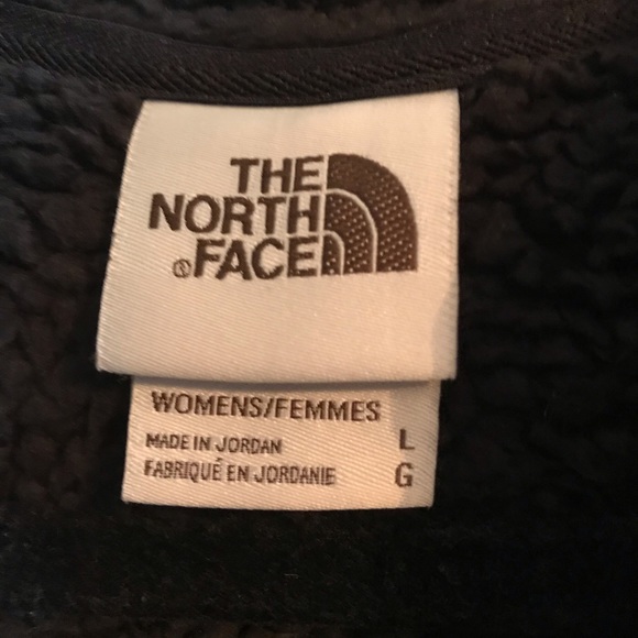 SOLD - The North Face Campshire Hoodie - Picture 3 of 3